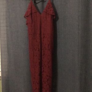 Maroon lace dress. Perfect for a wedding!